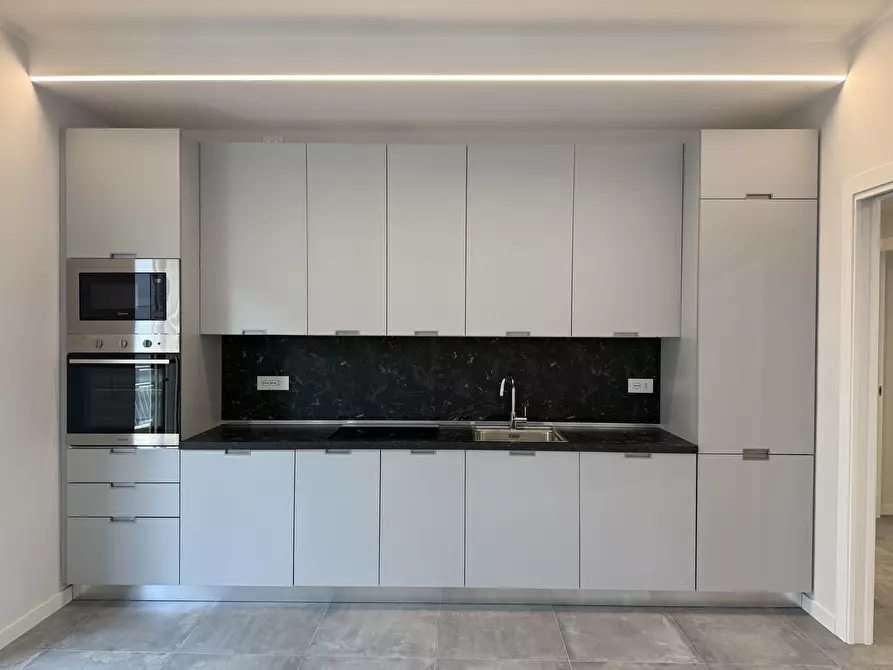 Immagine 14 di Quadrilocale in vendita  in Via Dante a Alassio