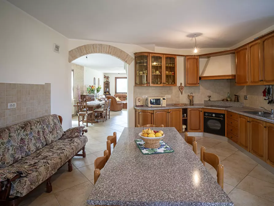 Immagine 5 di Villa in vendita  in Fraz. Coasco a Villanova D'albenga