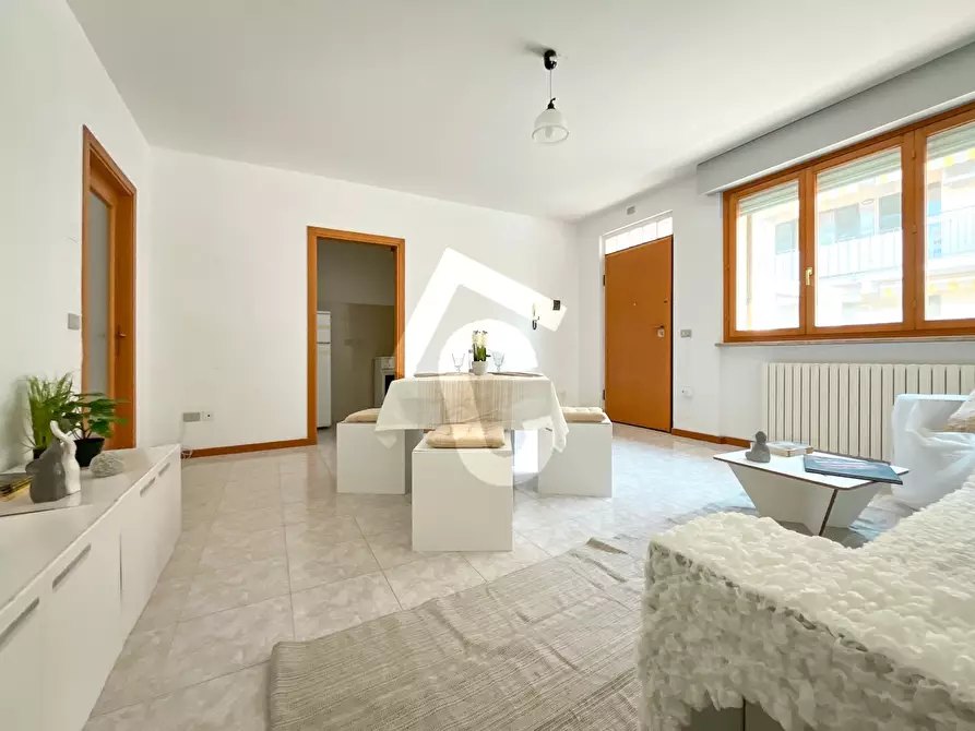 Immagine 13 di Appartamento in vendita  a Jesi