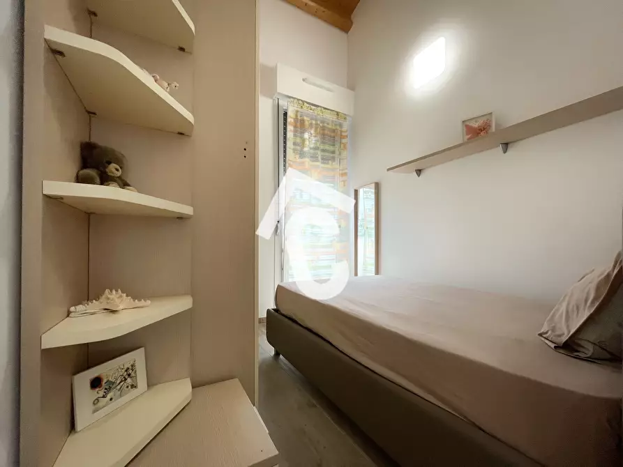 Immagine 18 di Appartamento in vendita  a Jesi