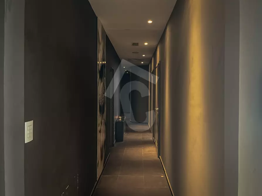 Immagine 27 di Attività commerciale in vendita  a Castelplanio