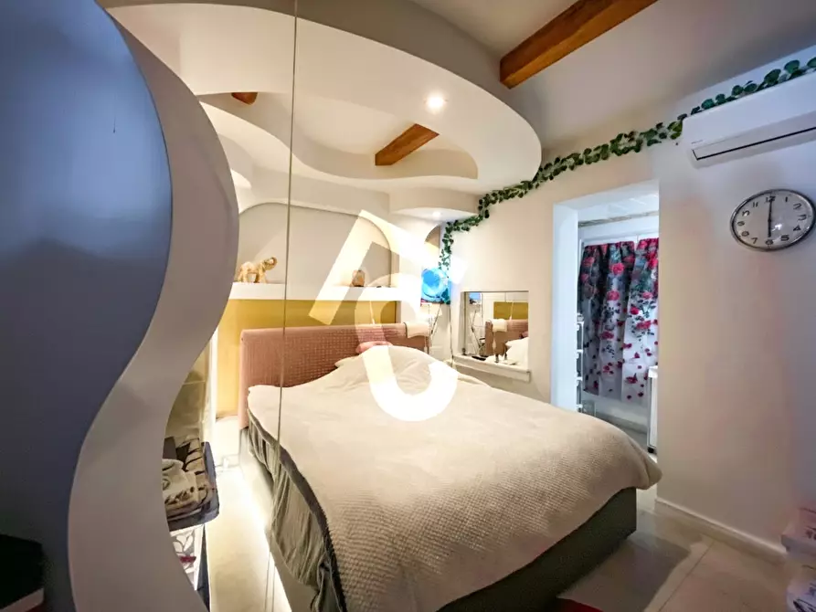 Immagine 11 di Appartamento in vendita  a Jesi