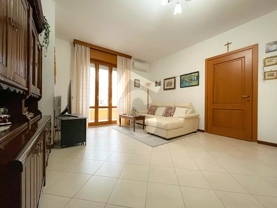 Immagine 23 di Appartamento in vendita  a Jesi