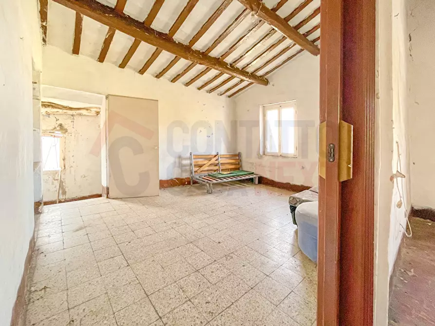 Immagine 10 di Casa bifamiliare in vendita  a Cupramontana