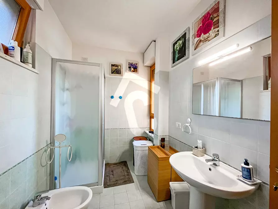 Immagine 16 di Bilocale in vendita  a Maiolati Spontini