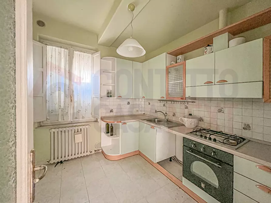 Immagine 17 di Casa indipendente in vendita  a Jesi