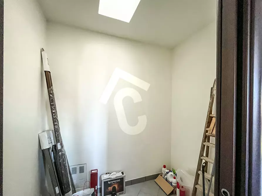 Immagine 11 di Bilocale in vendita  a Maiolati Spontini