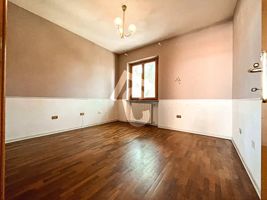 Immagine 18 di Casa indipendente in vendita  a Jesi