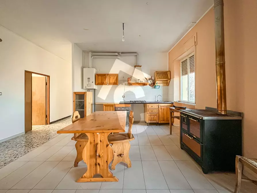 Immagine 22 di Rustico / casale in vendita  a Staffolo