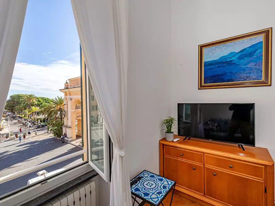 Immagine 6 di Trilocale in affitto  in Piazza Vittorio Emanuele II 5 a Finale Ligure