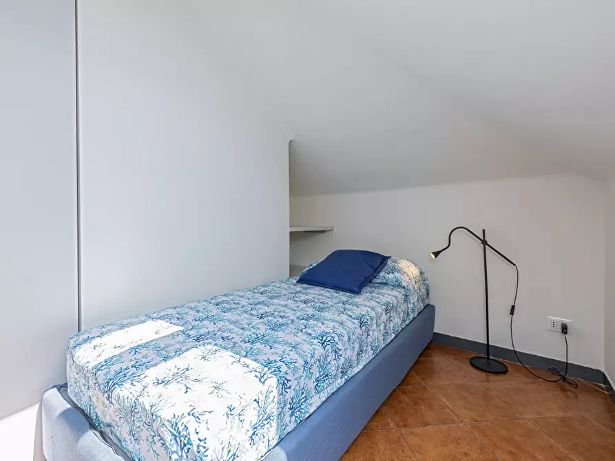 Immagine 33 di Bilocale in affitto  in Piazza Vittorio Emanuele II a Finale Ligure