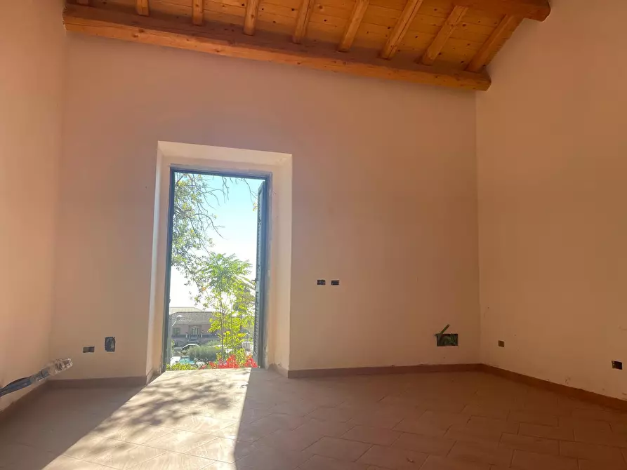 Immagine 6 di Villa in vendita  a Zafferana Etnea