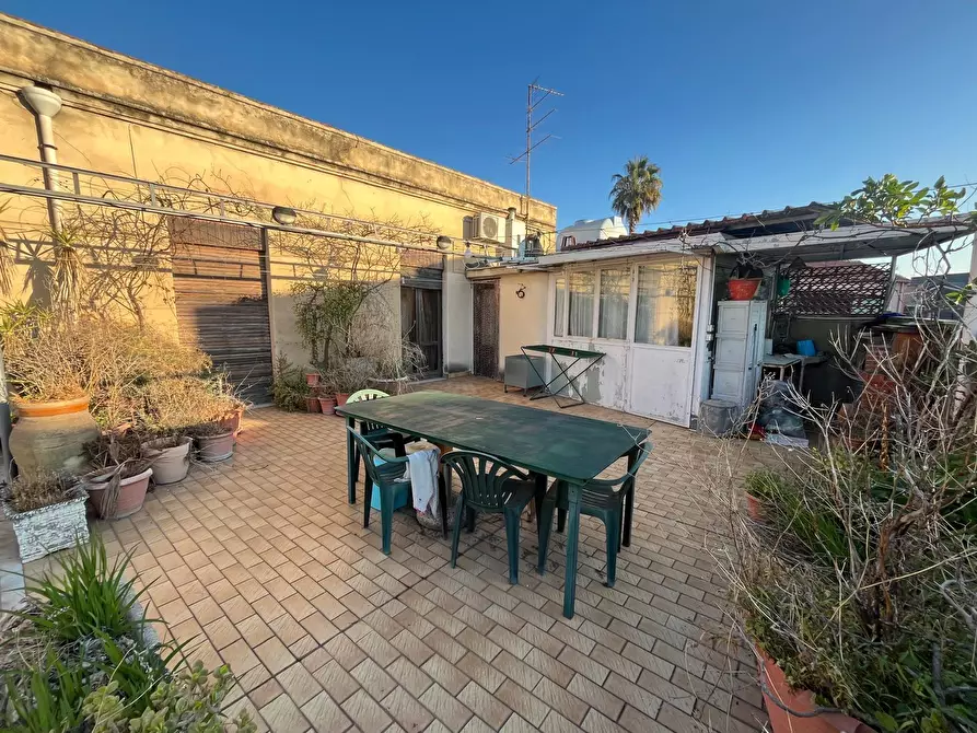 Immagine 11 di Appartamento in vendita  in Via Roma 6 a Gravina Di Catania
