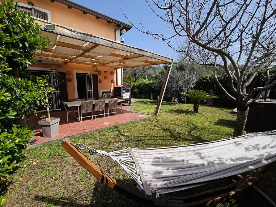 Immagine 25 di Villa in vendita  a Ragalna