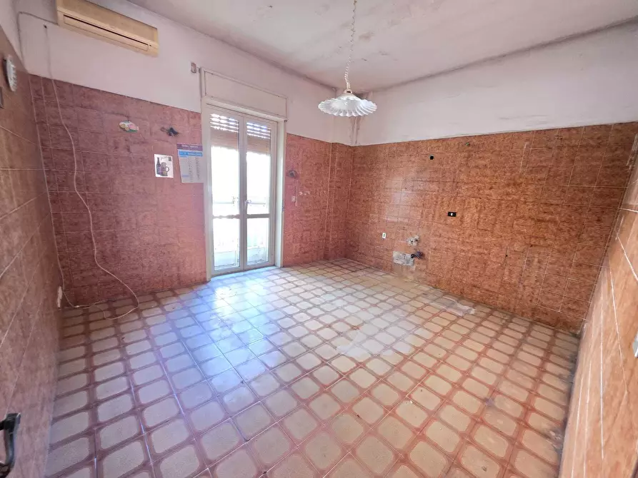 Immagine 10 di Villa in vendita  in Via Vincenzo Bellini a Tremestieri Etneo