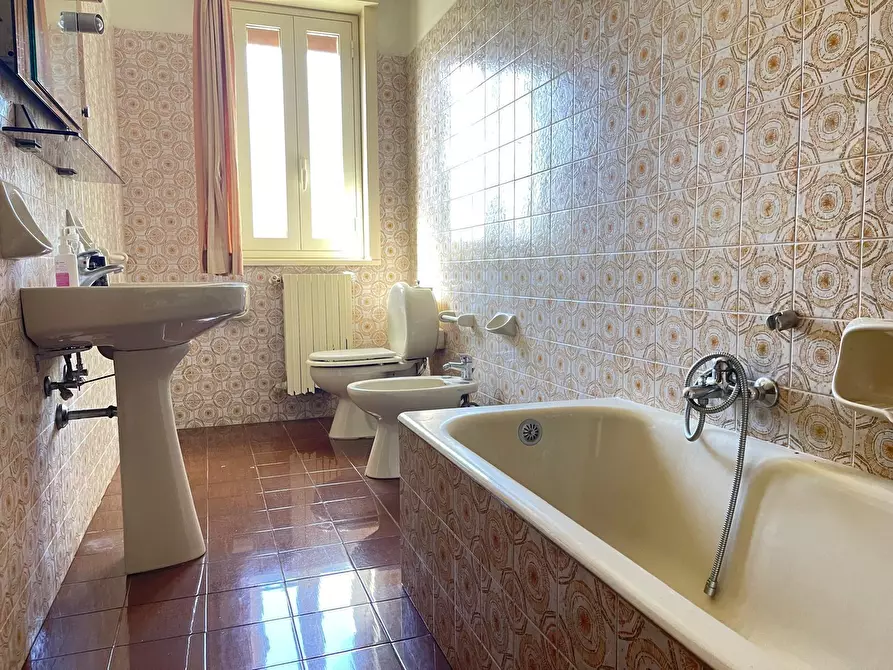 Immagine 11 di Appartamento in vendita  a Sant'agata Li Battiati