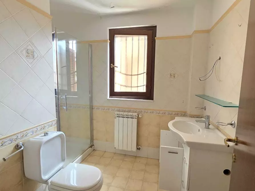 Immagine 22 di Appartamento in vendita  a Tremestieri Etneo