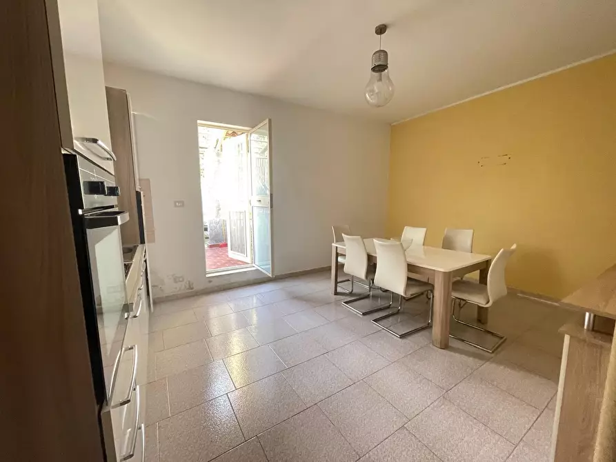 Immagine 7 di Casa indipendente in vendita  a Tremestieri Etneo