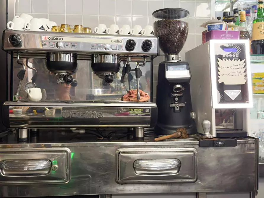 Immagine 4 di Bar / Ristorante in vendita  in Corso Sardegna 313 - 315 a Genova