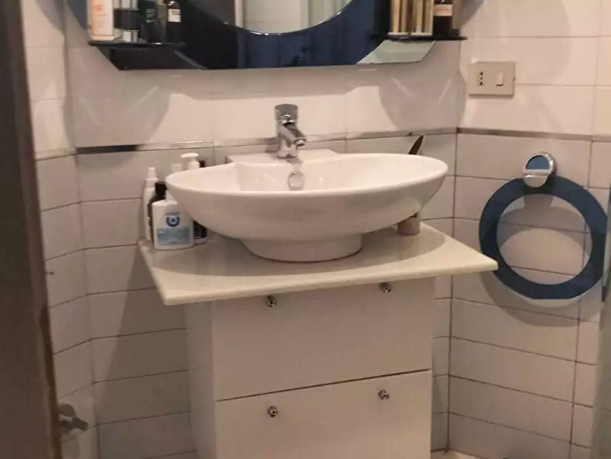 Immagine 30 di Trilocale in vendita  in Via Domenico Chiodo 25 a Genova