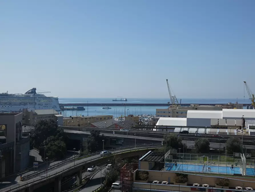 Immagine 2 di Attico in affitto  in Vico Campopisano 10 a Genova