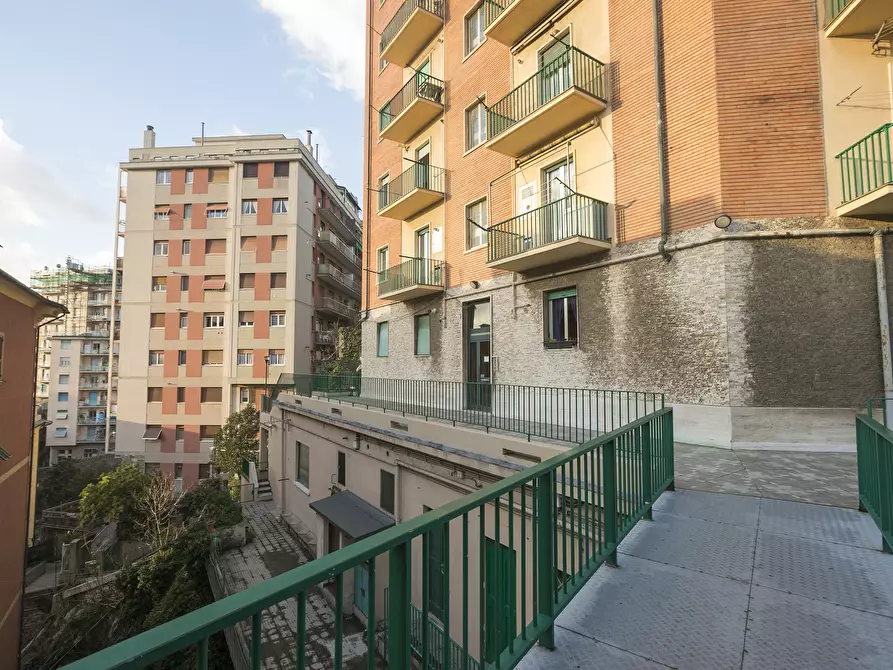 Immagine 60 di Pentalocale in vendita  in Via Venezia 12 a Genova