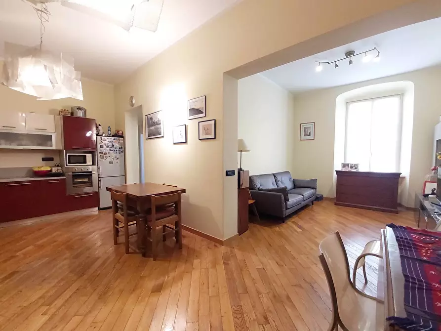 Immagine 1 di Quadrilocale in vendita  in Via Nino Bixio 4 a Genova