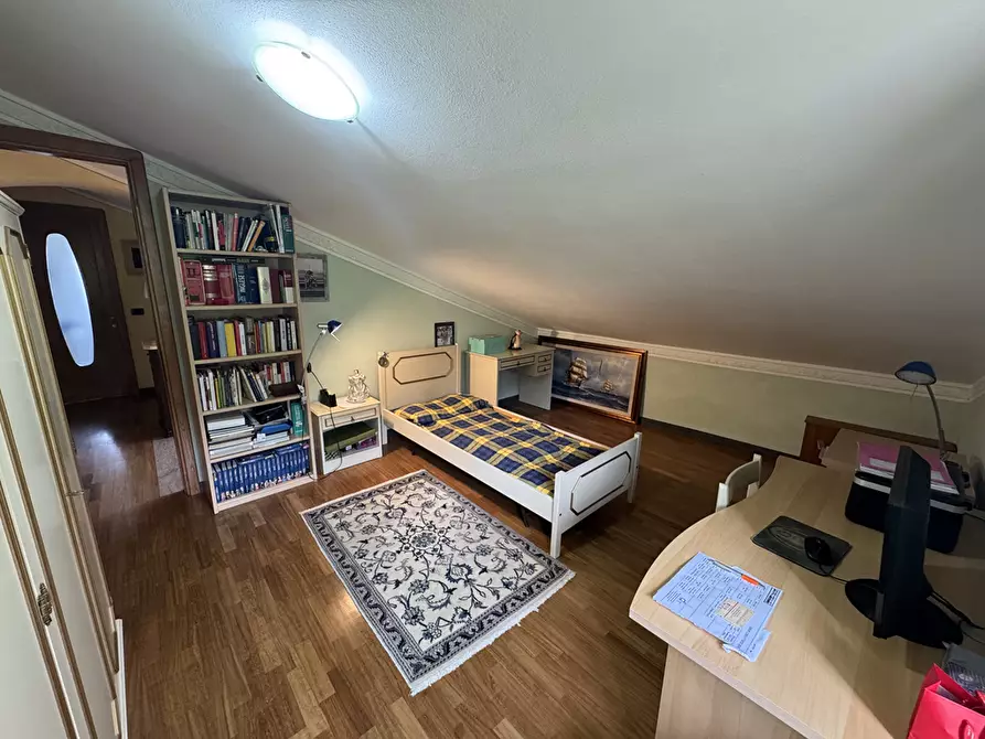 Immagine 31 di Casa semindipendente in vendita  in Via Pascoli 1 a Fivizzano