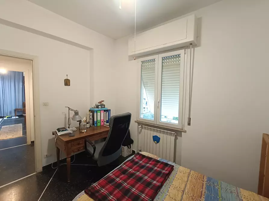 Immagine 29 di Bilocale in vendita  in Via Mantova 15 a Genova