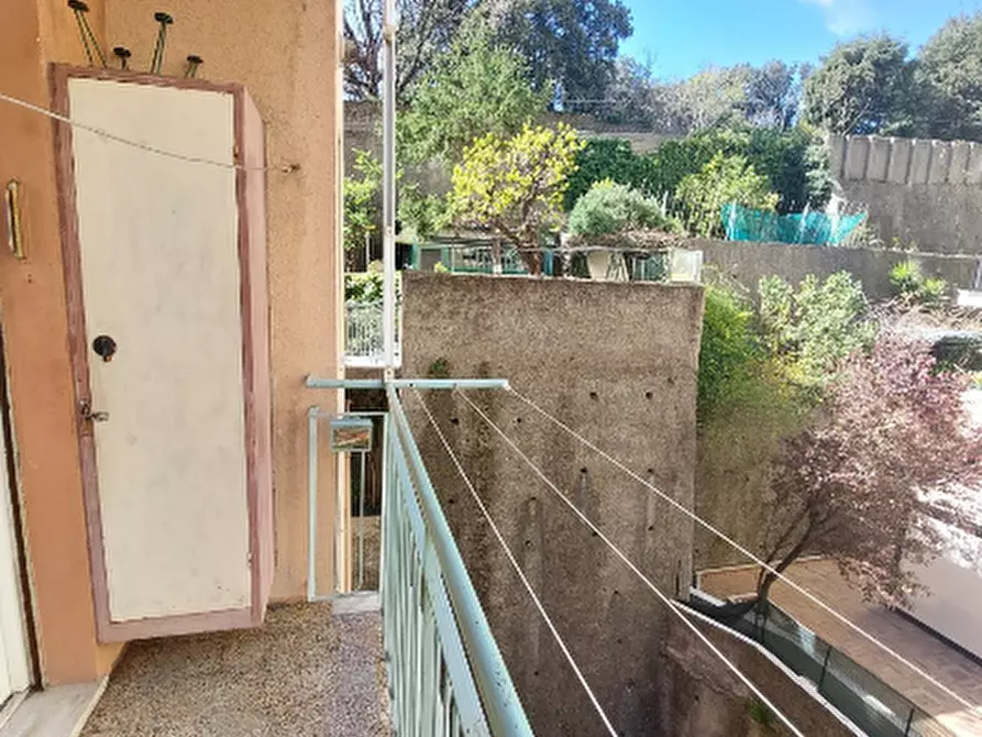 Immagine 21 di Bilocale in vendita  in Via Bartolomeo Carrea a Genova