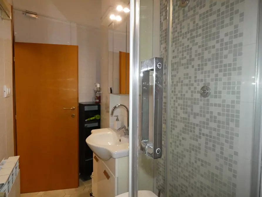 Immagine 10 di Trilocale in affitto  in Vico Chiuso del Grillo 10 a Genova