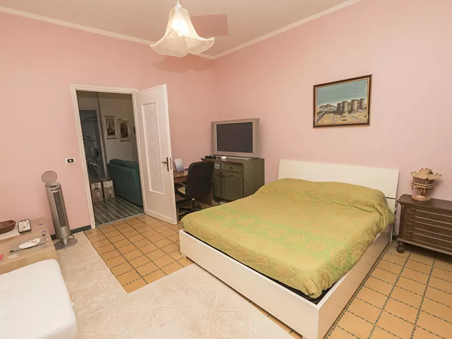 Immagine 56 di Pentalocale in vendita  in Via Venezia 12 a Genova