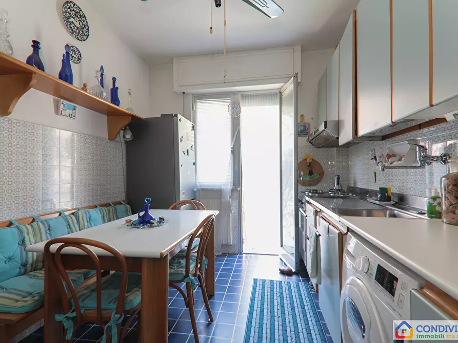 Immagine 21 di Appartamento in vendita  in Via Mulinetti 48 a Recco