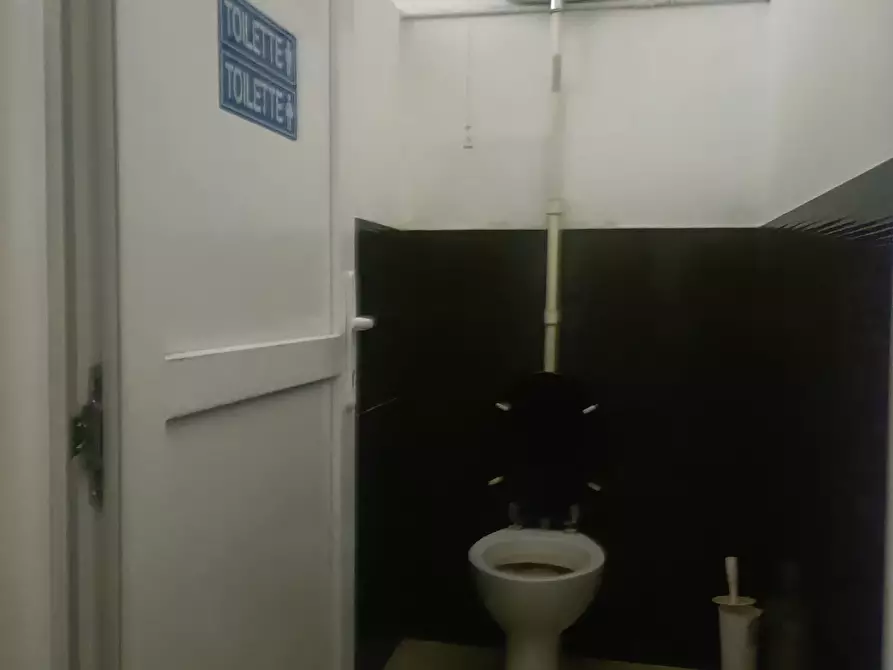 Immagine 14 di Attività artigianale in vendita  in Via Terpi 43R a Genova