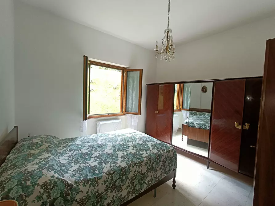 Immagine 34 di Appartamento in vendita  in Via Casoni a Rocchetta Di Vara