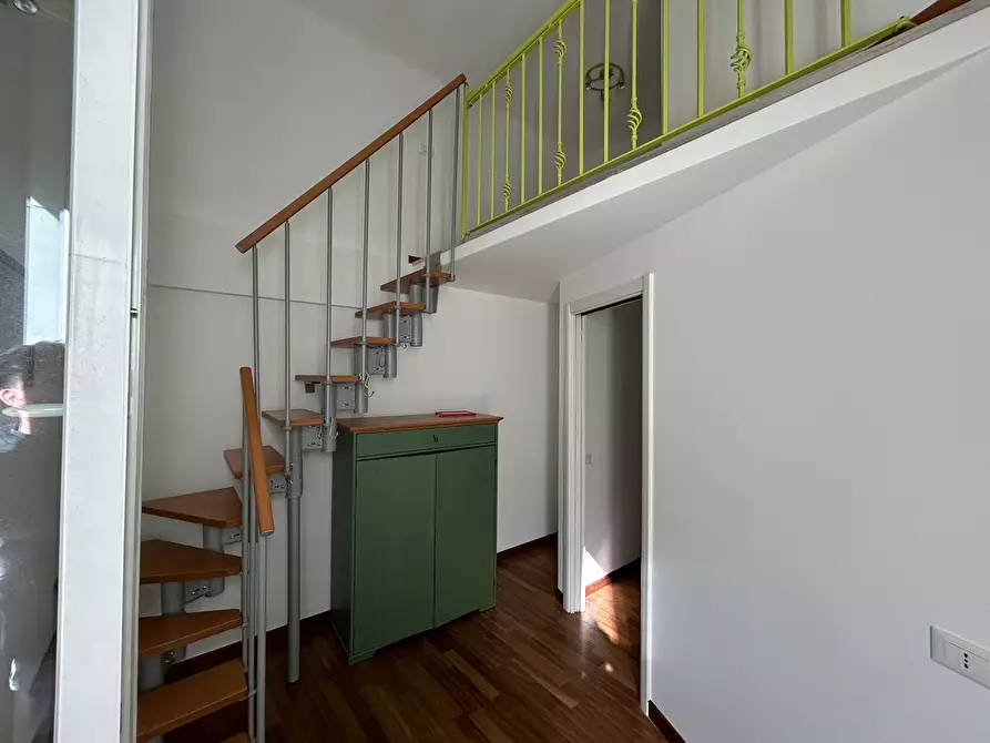 Immagine 10 di Pentalocale in affitto  in Via Giovanni Torti 143 a Genova