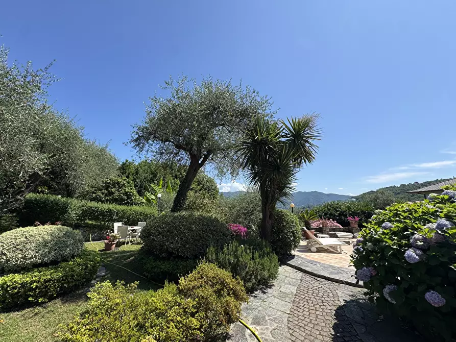 Immagine 11 di Casa indipendente in vendita  in Via San Massimo 106 a Rapallo