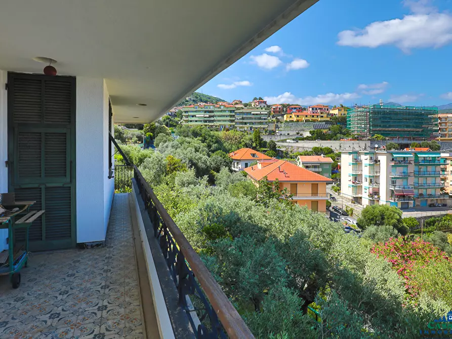 Immagine 62 di Villa in vendita  in Via Livio Canale 72 a Varazze