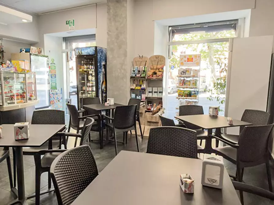 Immagine 18 di Bar / Ristorante in vendita  in Corso Sardegna 313 - 315 a Genova