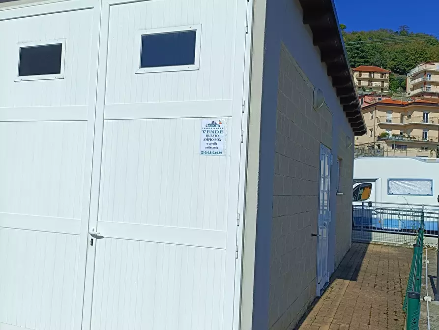 Immagine 3 di Garage in vendita  in Via Nuova Cantalupo 1 a Varazze