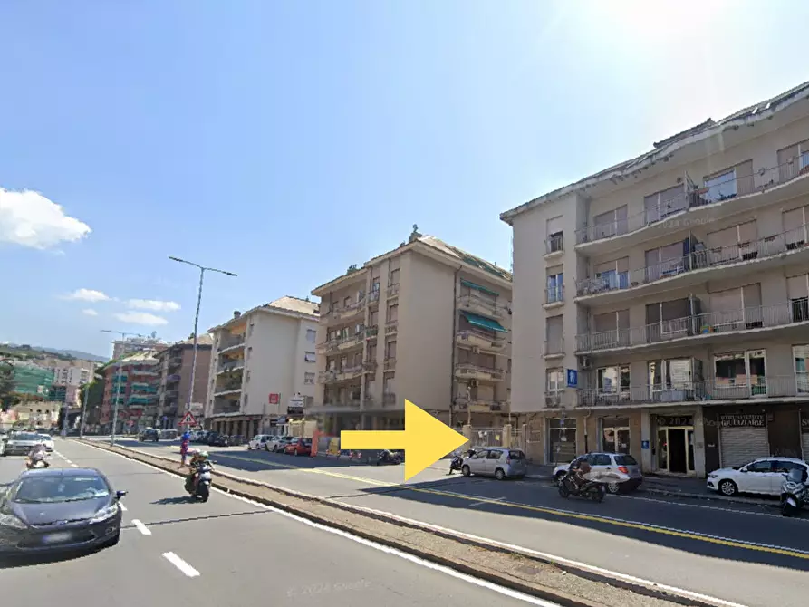 Immagine 1 di Garage in vendita  in Corso Europa 151 a Genova