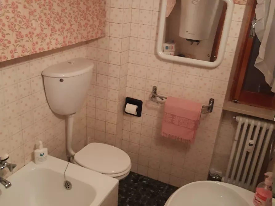 Immagine 29 di Bilocale in vendita  in Corso Nizza 91 a Limone Piemonte