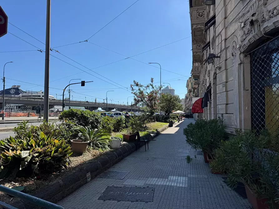 Immagine 40 di Pentalocale in vendita  in Via di Fassolo 3 a Genova
