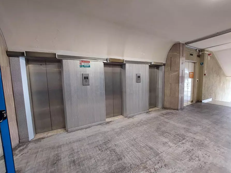 Immagine 16 di Ufficio in vendita  in Via di Sottoripa a Genova