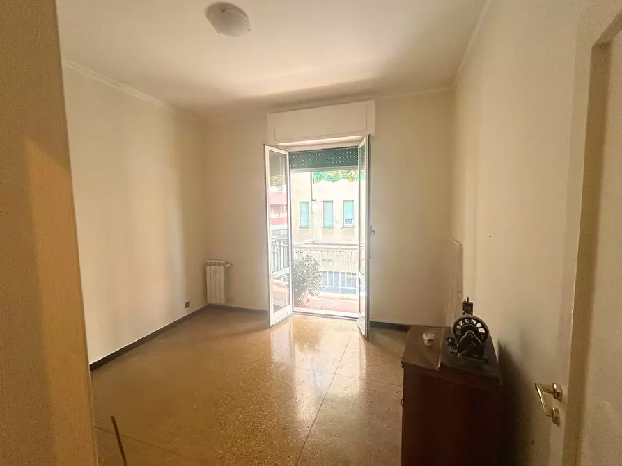 Immagine 8 di Quadrilocale in vendita  in Via Pasquale Berghini 38 a Genova