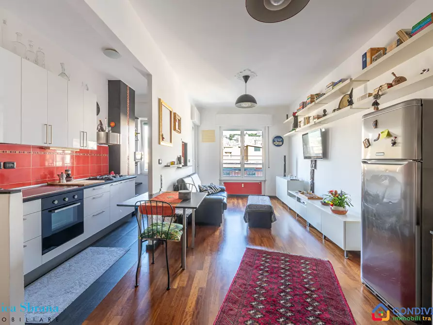 Immagine 10 di Trilocale in vendita  in Via Pietro Fessia 2121 a Genova