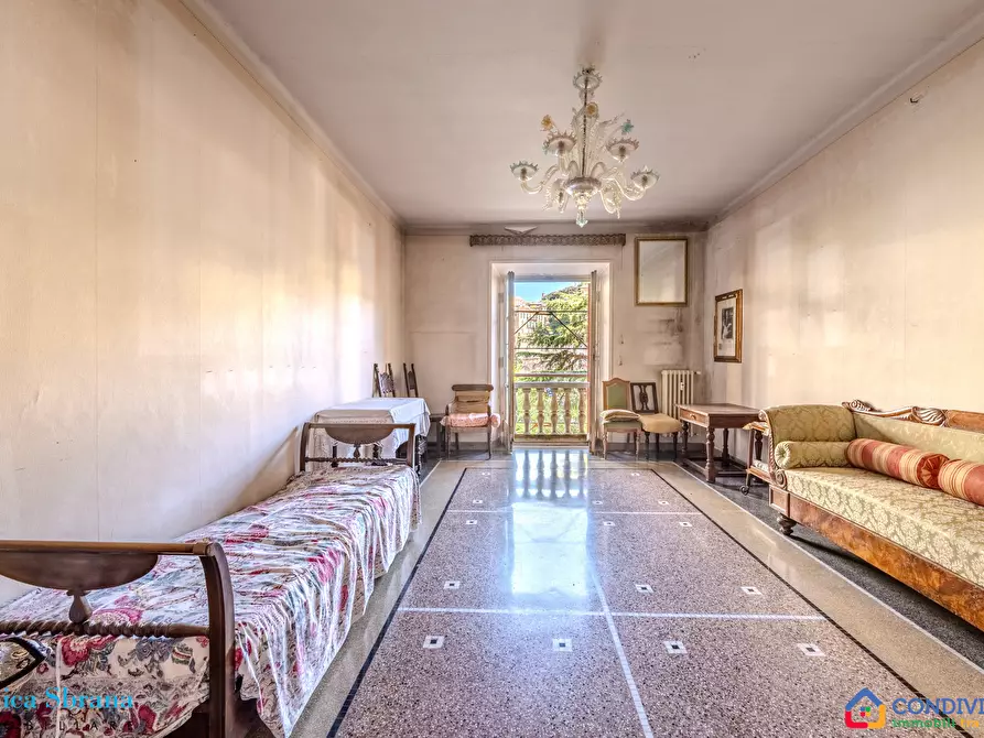 Immagine 5 di Appartamento in vendita  in Piazza Brignole 1 a Genova