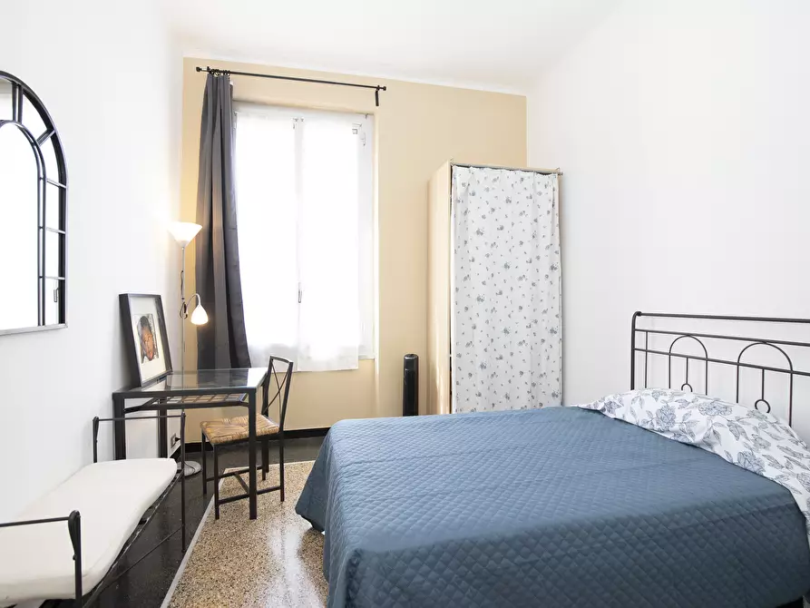 Immagine 10 di Ufficio in vendita  in Via Fieschi a Genova