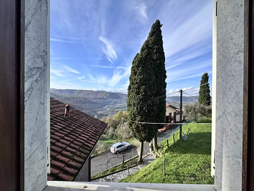 Immagine 25 di Casa semindipendente in vendita  in Via Pascoli 1 a Fivizzano