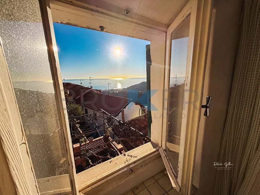 Immagine 45 di Terratetto in vendita  in Via Leon Pancaldo a Alassio